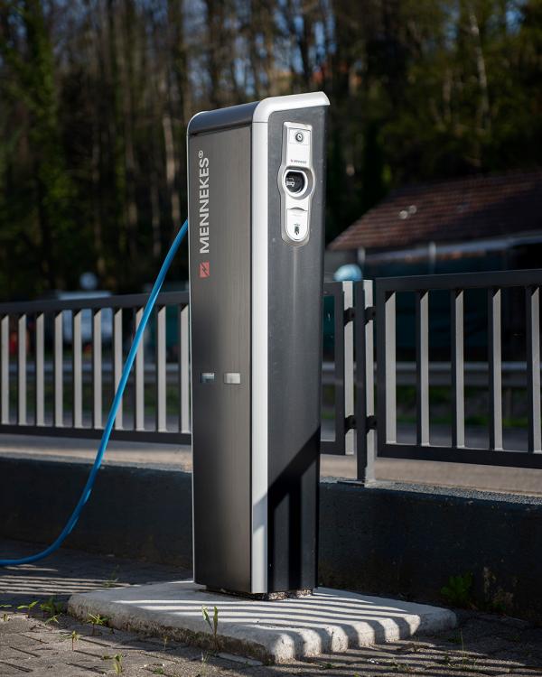 E Ladestation DSC8288